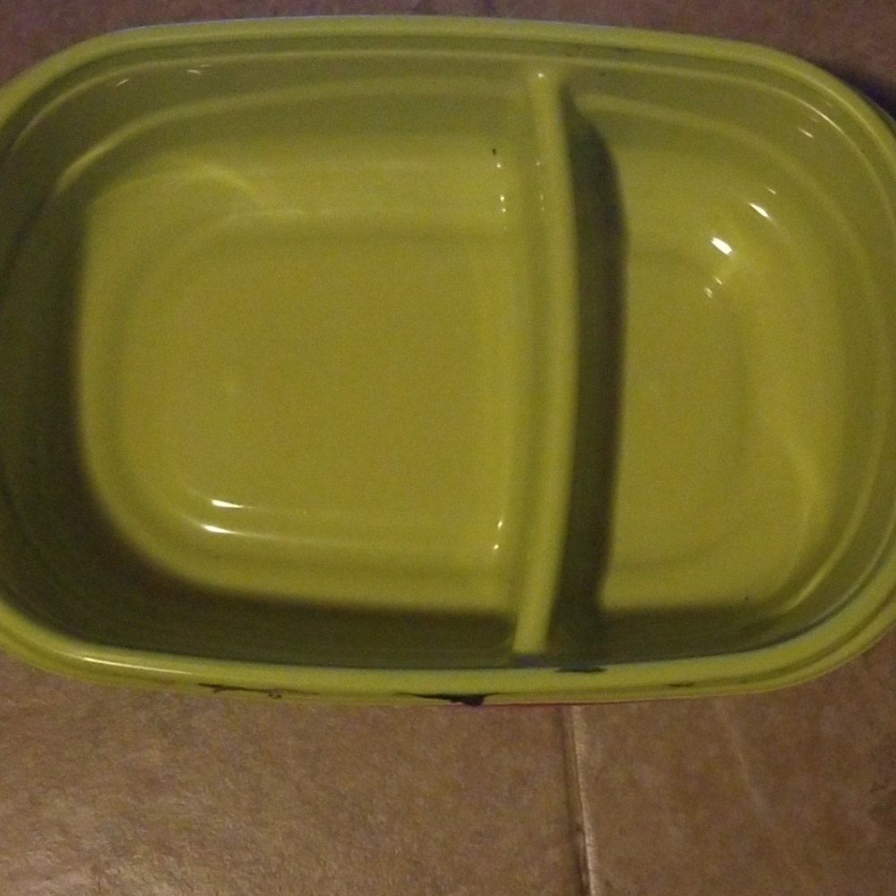 Containers - Picture 2 of 2